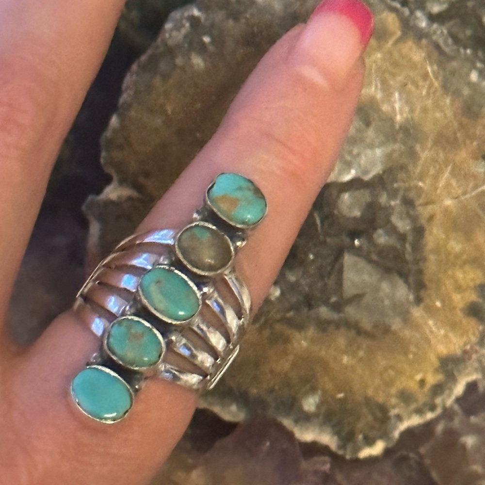 Turquoise long sterling silver southwestern ring - Picture 4 of 7
